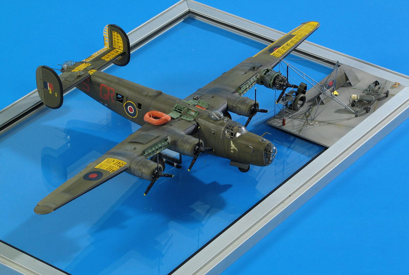 Illustration for article titled Gorgeous Model Aircraft Make you Realise Your Childhood was Wasted